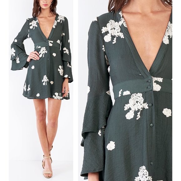 Floral Embroidery V Neck Bell Sleeves Boho Dress - Picture 3 of 8